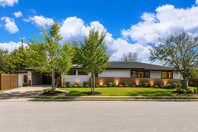 1230 W 4th Street, Freeport, TX 77541 - Photo 2