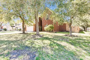 11902 Hueco Tanks Dr, Sugar Land, TX 77498 - Photo 4