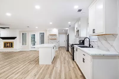 2207 S Palm Court, Pasadena, TX 77502 - Photo 10