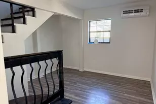 3512 Castor St, Houston, TX 77022 - Photo 10