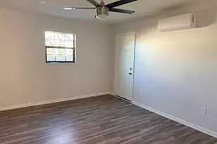 3512 Castor St, Houston, TX 77022 - Photo 8