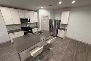 610 Lost Crk Dr, Cove, TX 77523 - Photo 4
