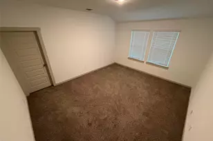 610 Lost Crk Dr, Cove, TX 77523 - Photo 8