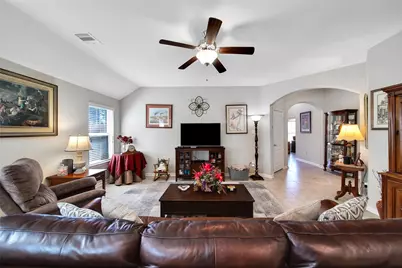 214 Pleasant Hill Way, Conroe, TX 77304 - Photo 12