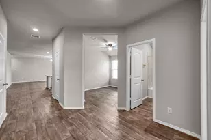 11331 Dawn Beach Ln, Conroe, TX 77304 - Photo 4