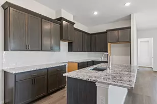 21642 Bluestem Fields Dr, Waller, TX 77484 - Photo 12