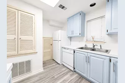 2529 Rio Grande Street #91, Austin, TX 78705 - Photo 14