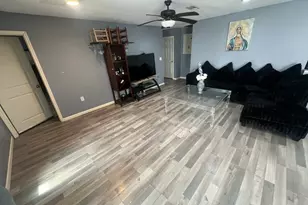 221 Calloway St, Houston, TX 77029 - Photo 2