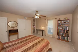 18502 Vinland Dr, Nassau Bay, TX 77058 - Photo 32