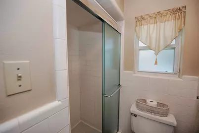 18502 Vinland Drive, Nassau Bay, TX 77058 - Photo 30