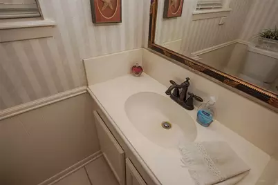 18502 Vinland Drive, Nassau Bay, TX 77058 - Photo 38