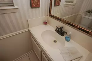 18502 Vinland Dr, Nassau Bay, TX 77058 - Photo 38