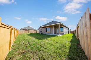 3081 Mistflower Trl, Brookshire, TX 77423 - Photo 2