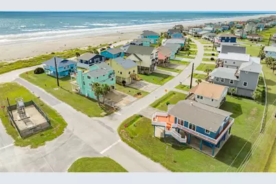 12524 W Ventura Drive, Galveston, TX 77554 - Photo 4