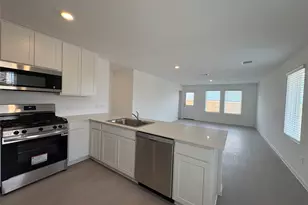 5727 Little Redwing Dr, Baytown, TX 77521 - Photo 4