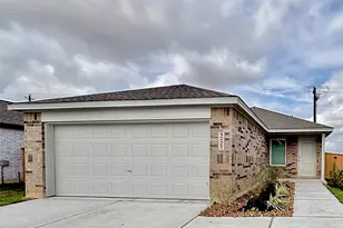 5727 Little Redwing Dr, Baytown, TX 77521 - Photo 2