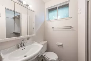 502 Bellmar Ln, Friendswood, TX 77546 - Photo 12