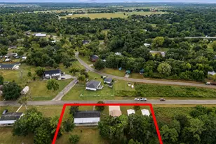 52 County Rd 302, Alvin, TX 77511 - Photo 6