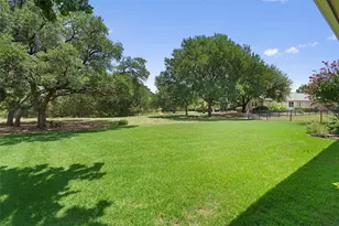 103 Brooks Cir, Georgetown, TX 78633 - Photo 32
