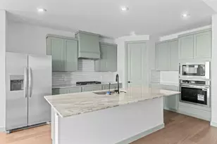 3328 Daily Harvest Dr, Pearland, TX 77581 - Photo 2