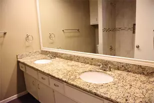 2215 Silver Falls Dr, Houston, TX 77339 - Photo 18