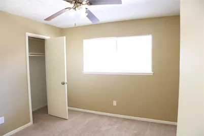 2215 Silver Falls Drive, Houston, TX 77339 - Photo 10