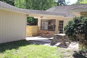 2215 Silver Falls Dr, Houston, TX 77339 - Photo 22