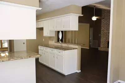 2215 Silver Falls Drive, Houston, TX 77339 - Photo 6