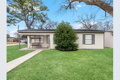 503 S Kansas Street, La Porte, TX 77571 - Photo 1