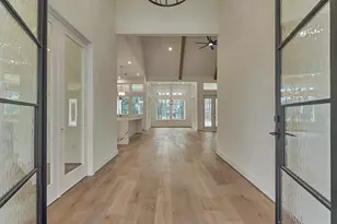 18332 Woodstream Xing Rd, Montgomery, TX 77316 - Photo 8