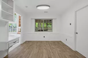 9 N Havenridge Dr, The Woodlands, TX 77381 - Photo 12