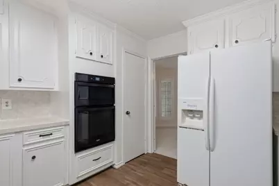 9 N Havenridge Drive, The Woodlands, TX 77381 - Photo 10