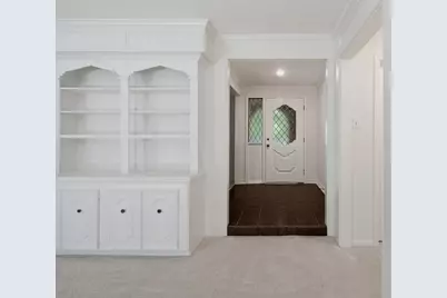 9 N Havenridge Drive, The Woodlands, TX 77381 - Photo 4