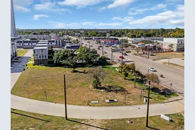 4441 Nasa Road 1 Parkway, El Lago, TX 77586 - Photo 14