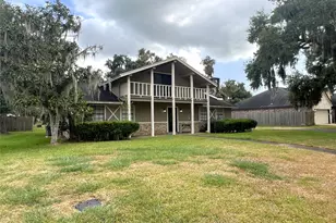2109 Riverside Dr, West Columbia, TX 77486 - Photo 2