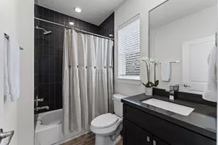 1019 W 17th St, Houston, TX 77008 - Photo 20