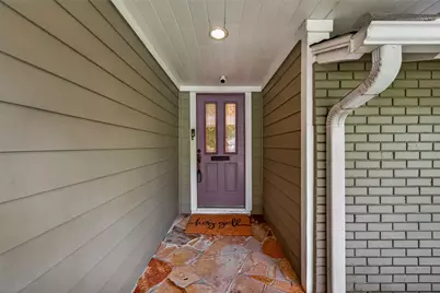 10807 Oasis Drive, Houston, TX 77096 - Photo 2