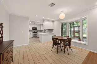 10807 Oasis Dr, Houston, TX 77096 - Photo 10