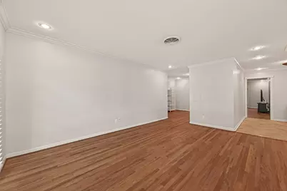 10807 Oasis Drive, Houston, TX 77096 - Photo 26