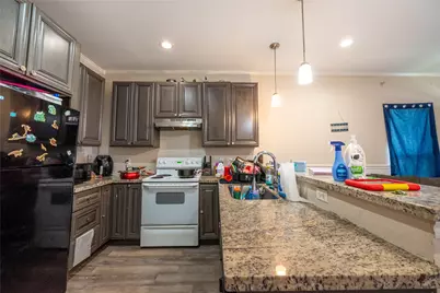 913 Moody Avenue, Galveston, TX 77550 - Photo 2