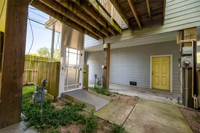 913 Moody Avenue, Galveston, TX 77550 - Photo 6