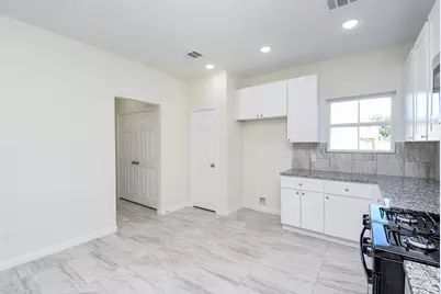 12206 Heather Flower Lane, Houston, TX 77014 - Photo 10