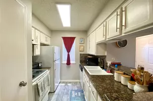 3100 Jeanetta St, Houston, TX 77063 - Photo 6