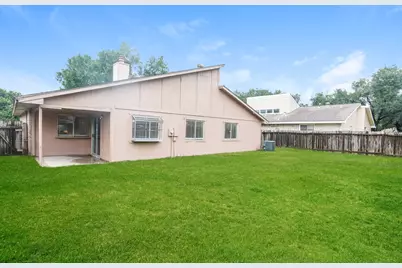 6918 Skyline Park Drive, Katy, TX 77449 - Photo 18