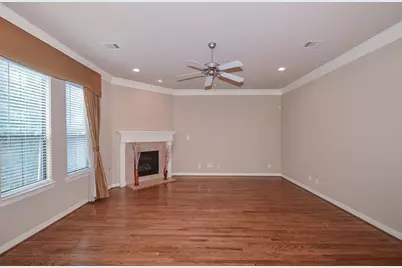 3042 Royal Oaks CRS, Houston, TX 77082 - Photo 6