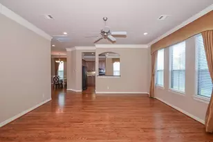 3042 Royal Oaks CRS, Houston, TX 77082 - Photo 8