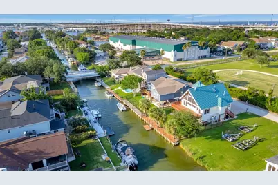 35 Lazy Lane, Kemah, TX 77565 - Photo 40