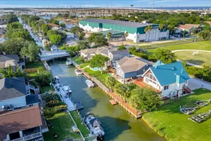 35 Lazy Ln, Kemah, TX 77565 - Photo 40