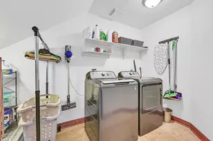 12836 E Madrid Rd, Galveston, TX 77554 - Photo 24