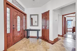 12836 E Madrid Rd, Galveston, TX 77554 - Photo 14